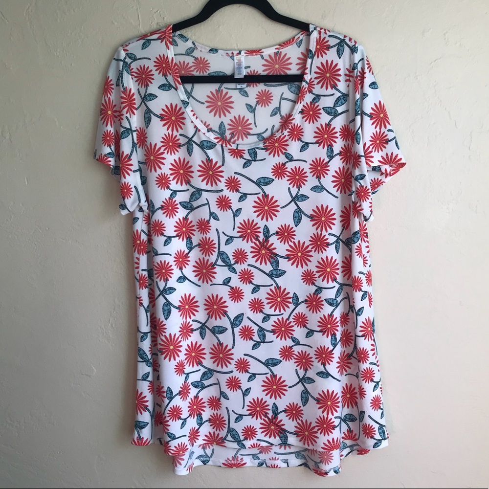 Lularoe Classic Tee